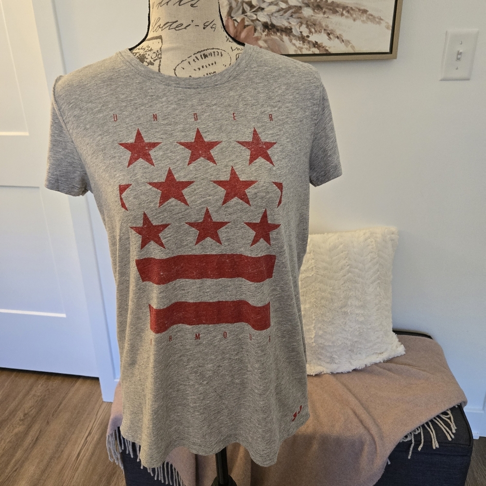Women's Under Armour Tshirt